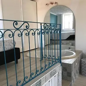 Appartamento Romantico Monolocale Con Vista Sulla Torre, Vigevano